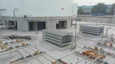 Tank pressurization gasifier